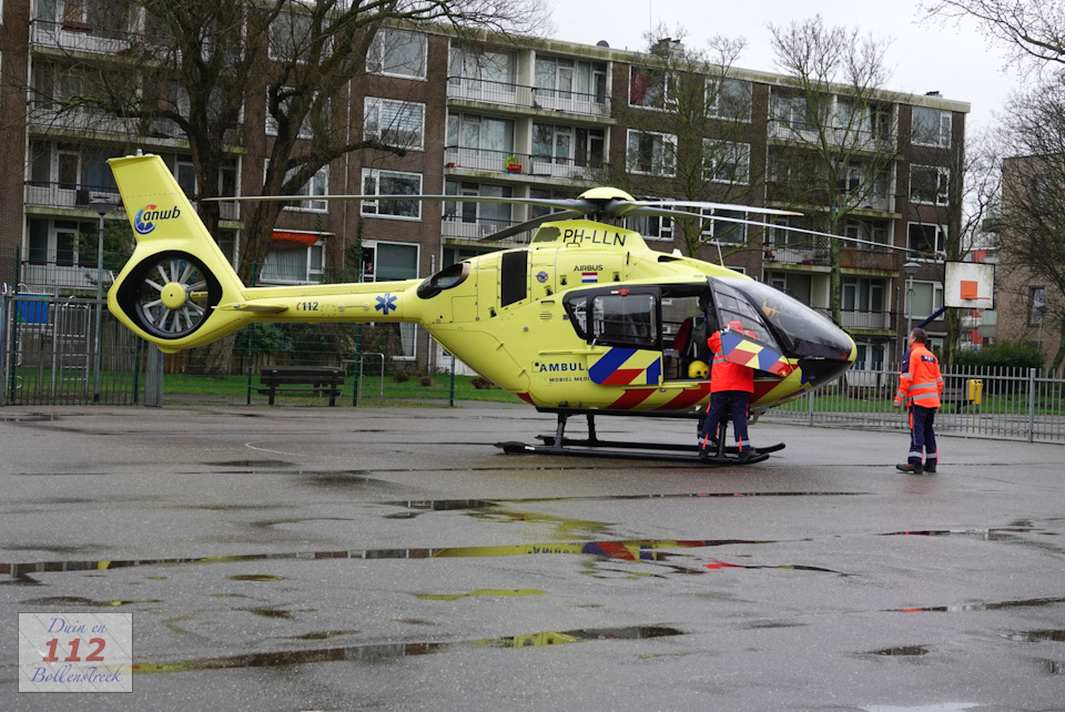 Traumahelikopter landt in Katwijk voor medische noodsituatie